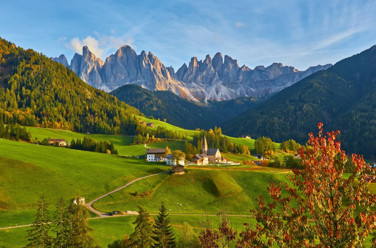 santa-maddalena-dolomites-rangesouth-tyrol-min